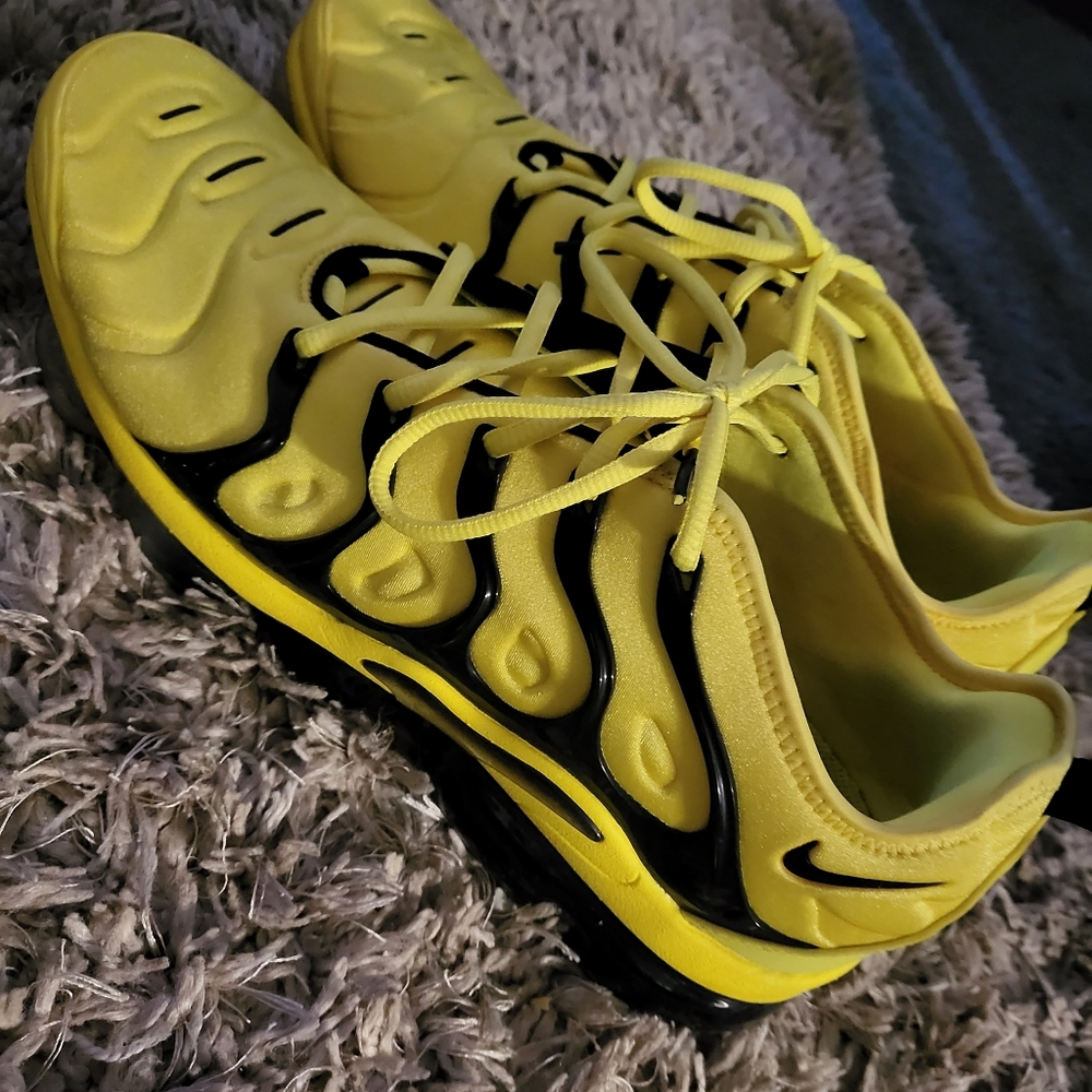 Vapormax plus